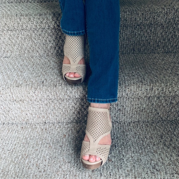 Wedges - Picture 2 of 3